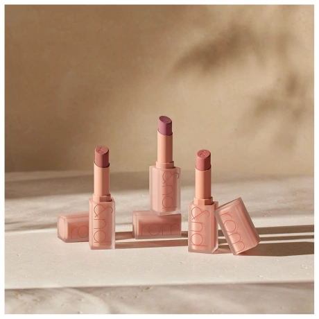 057 romAnd Zero Matte Lipstick 23 Ruddy Nude 4